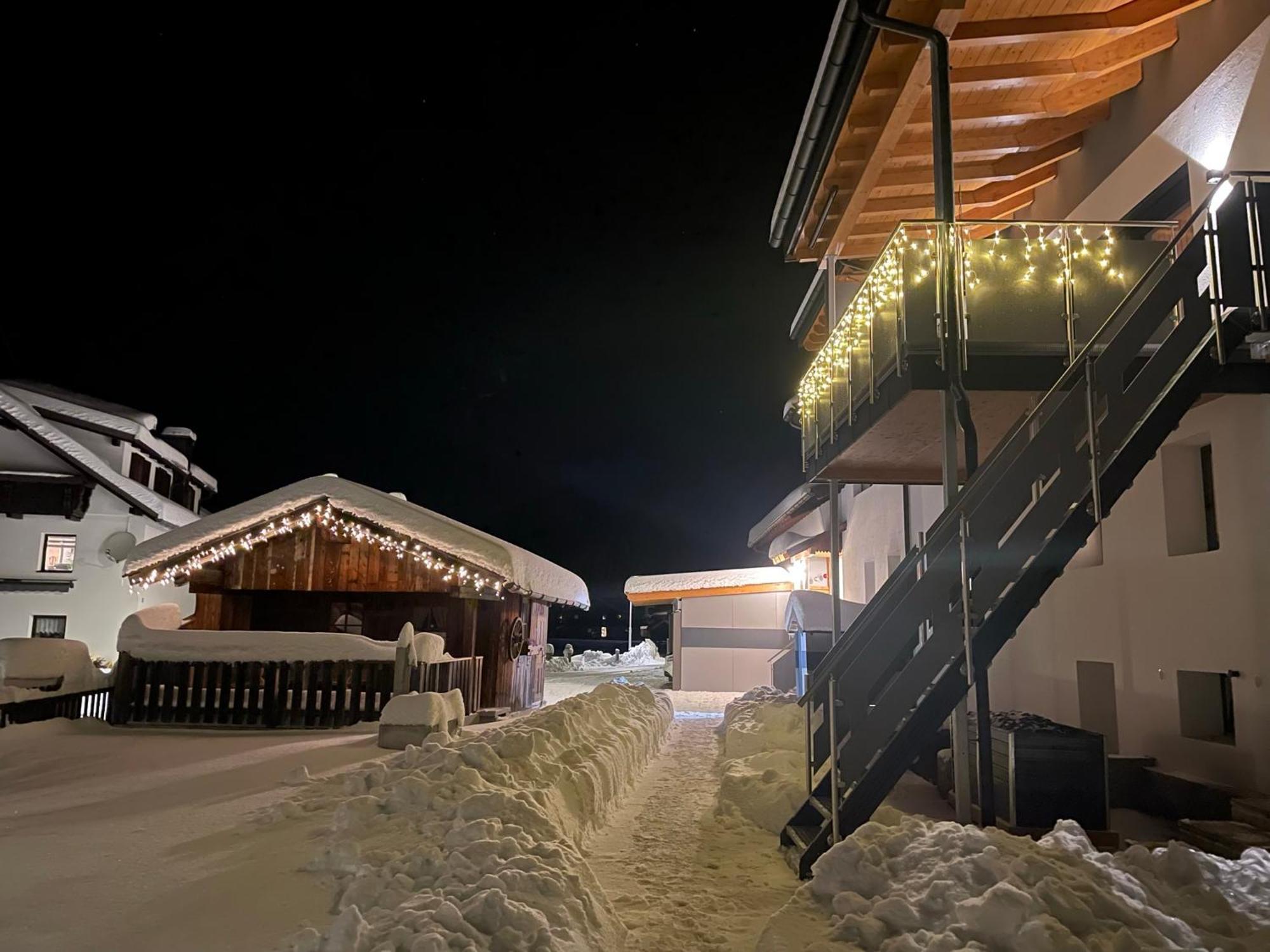 Apart Luibisblick Sankt Leonhard im Pitztal Exterior photo